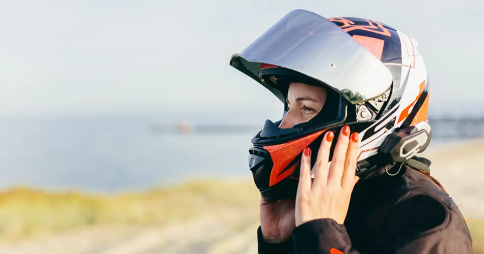 Cómo mantener tu casco en buenas condiciones y limpio